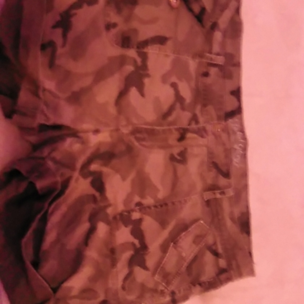 Camouflage jean shorts